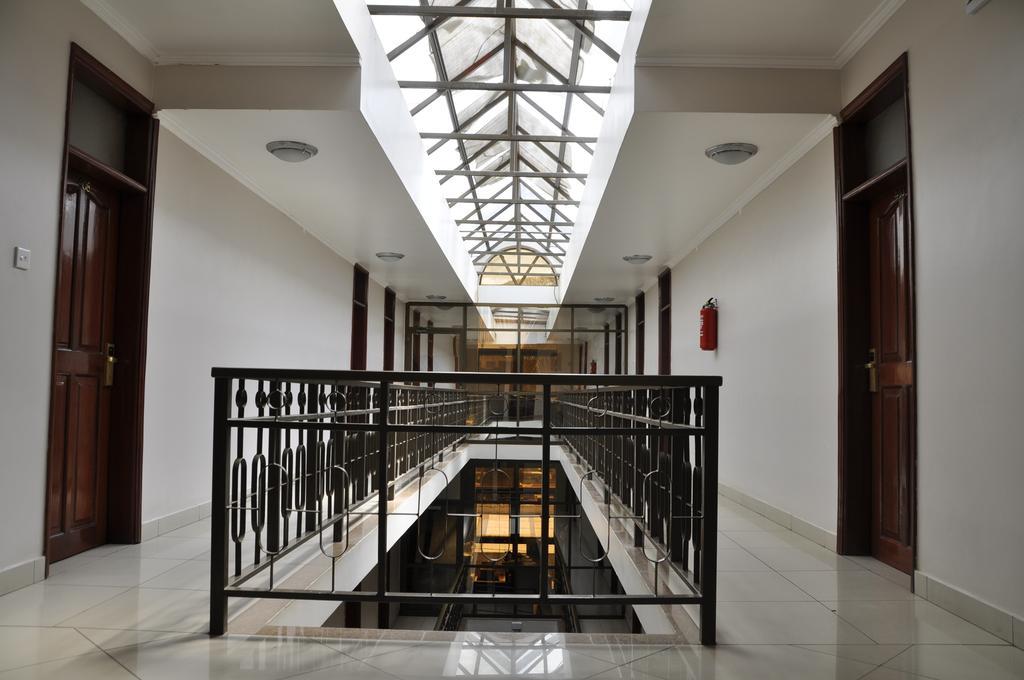 Rich Hotel Аруша Экстерьер фото