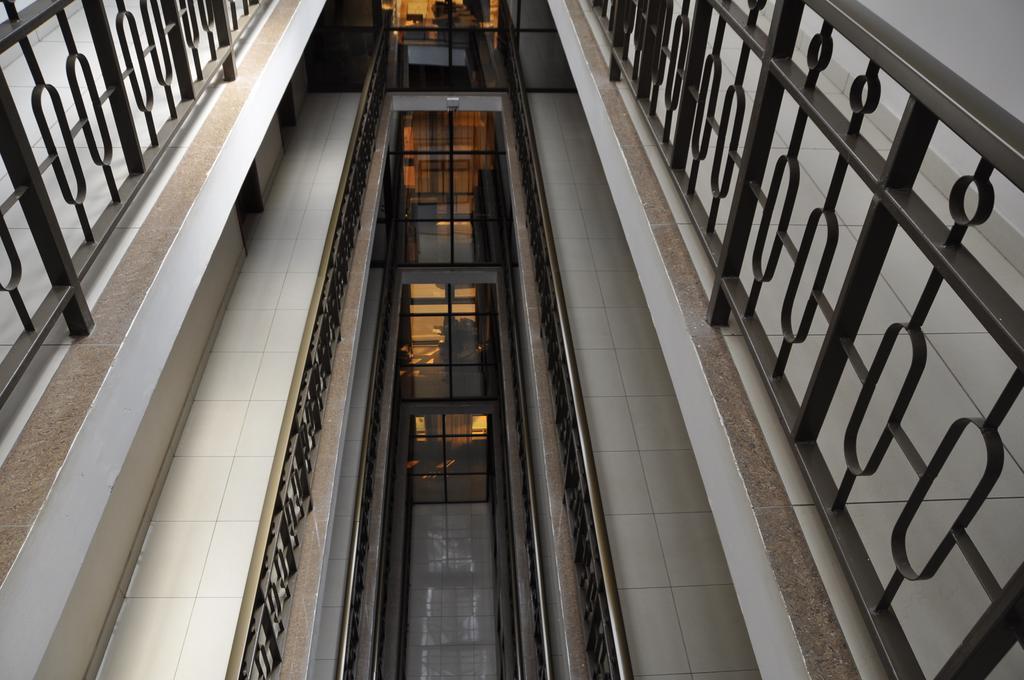 Rich Hotel Аруша Экстерьер фото